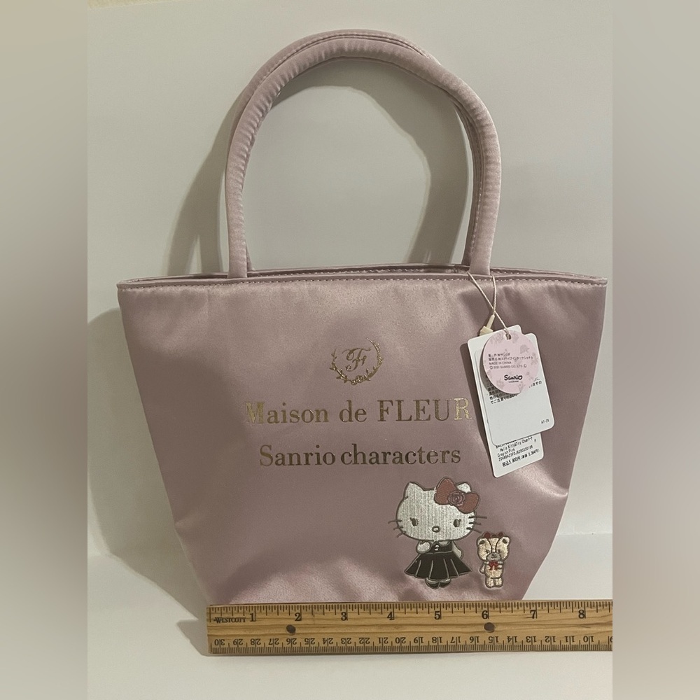 Hello Kitty and Tiny Chum Small Maison De Fleur Tote Bag - Picture 4 of 8
